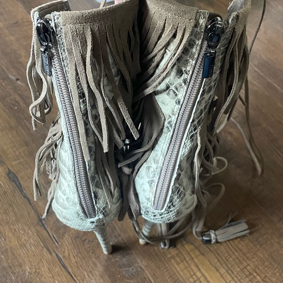 SCHUTZ Fringe Lace-Up Heels Snakeskin - Brown Womens 9.5 bohemian boho - Picture 6 of 7